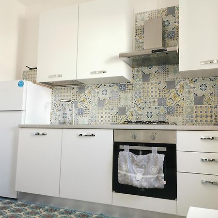 Villetta Borgo Pescatori Torre Pali Exteriör bild